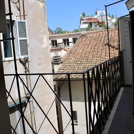48 Fourty Eight Luxury Apartment *