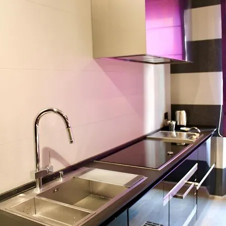 48 Fourty Eight Luxury Apartment