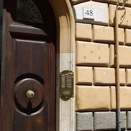 48 Fourty Eight Luxury * Rome