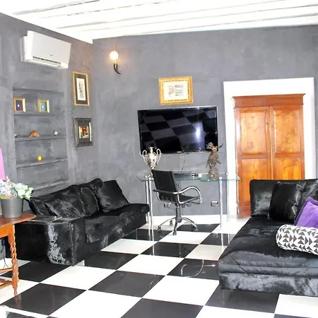 48 Fourty Eight Luxury Apartment Rome