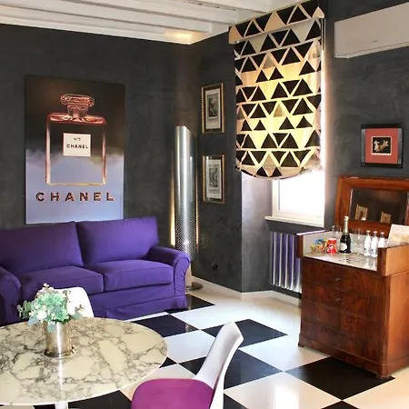 48 Fourty Eight Luxury Апартаменты Рим